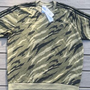 Adidas; NWT; Olive Green Camo: Long Sleeve; Crewneck; Sweatshirt; Men's XXL